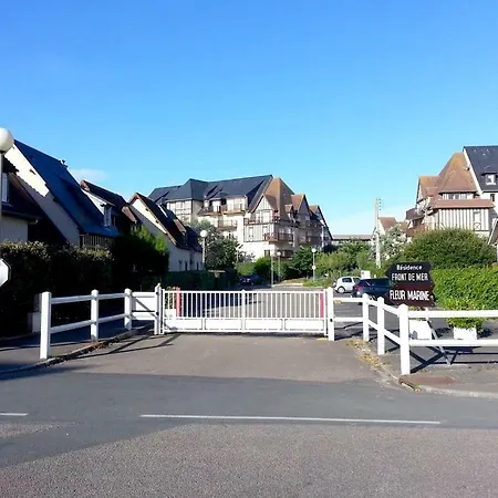 BEL Appartement jolie vue Mer Cabourg Buitenkant foto